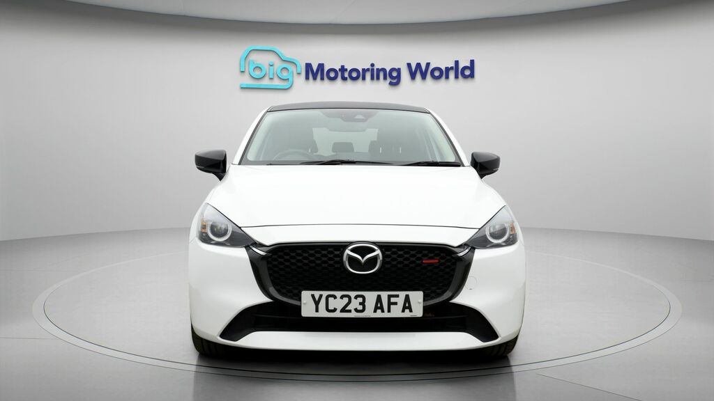 Mazda 2 Homura Aka White #2