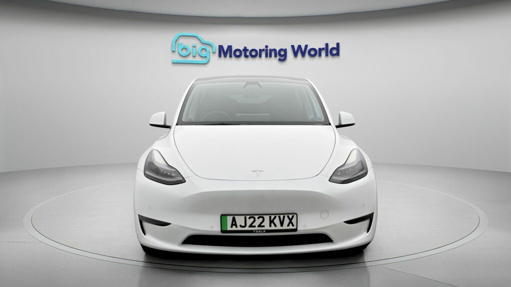 Tesla Model Y Long Range White #2