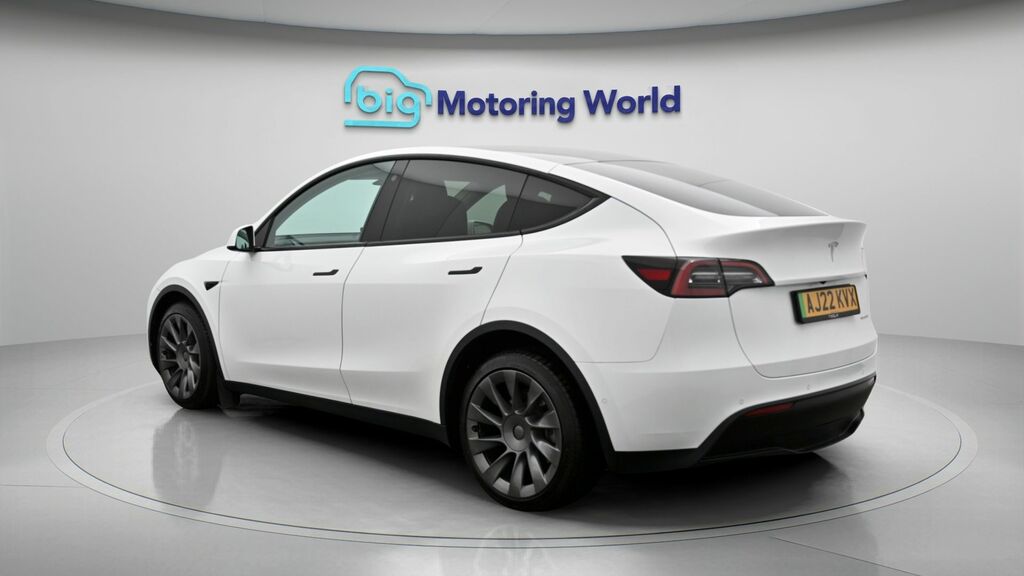 Tesla Model Y Long Range White #5