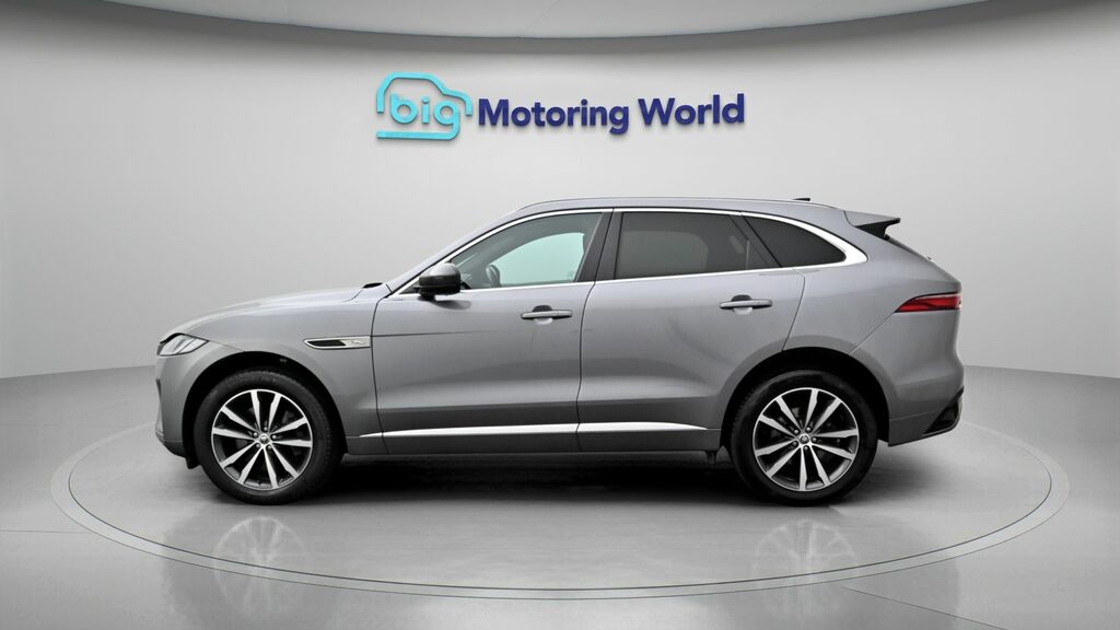 Jaguar F-Pace R-dynamic Se Black Grey #4