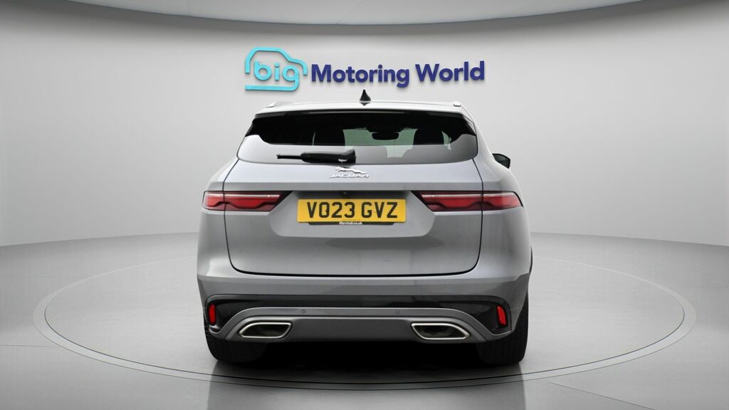 Jaguar F-Pace R-dynamic Se Black Grey #6