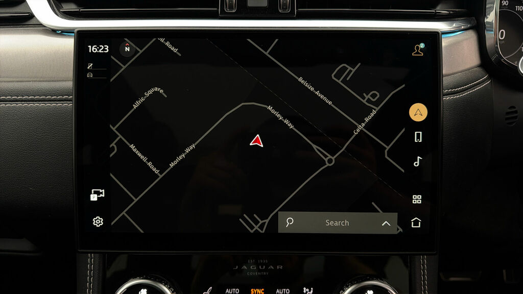 Jaguar F-Pace 5.0 V8 550 Svr Awd Panoramic Roof Estat Red #10