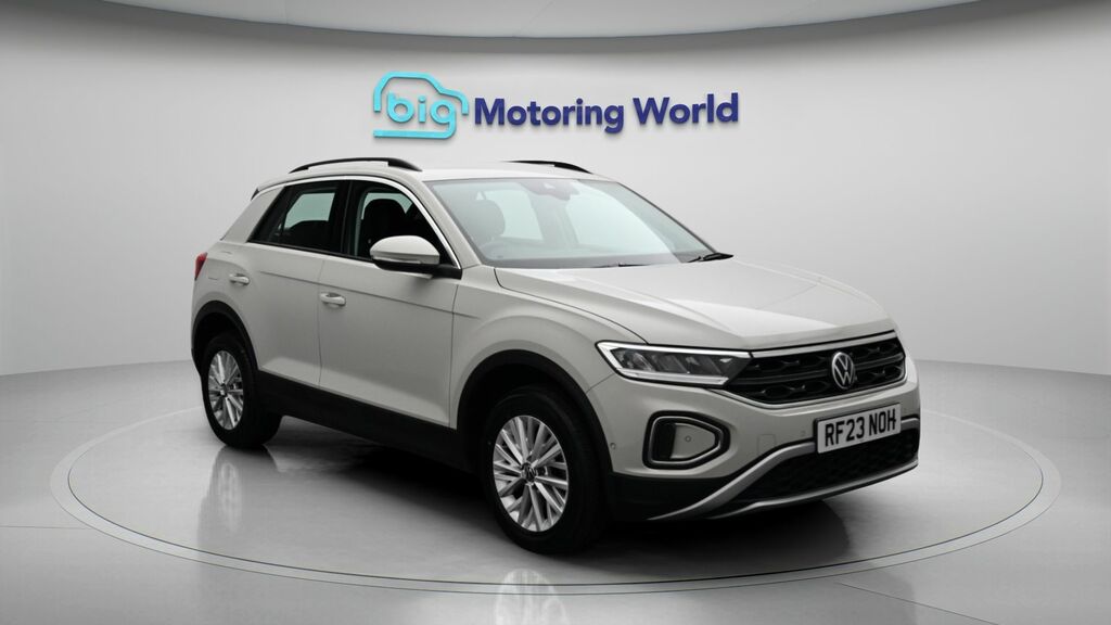 Volkswagen T-Roc Life Grey