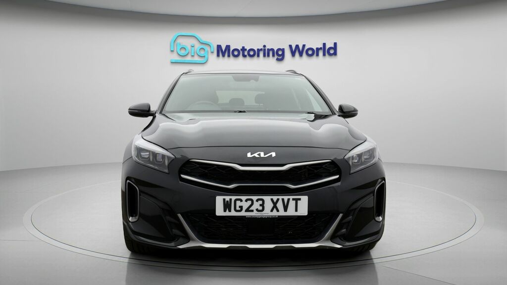 Kia Xceed Gt-line Black #2
