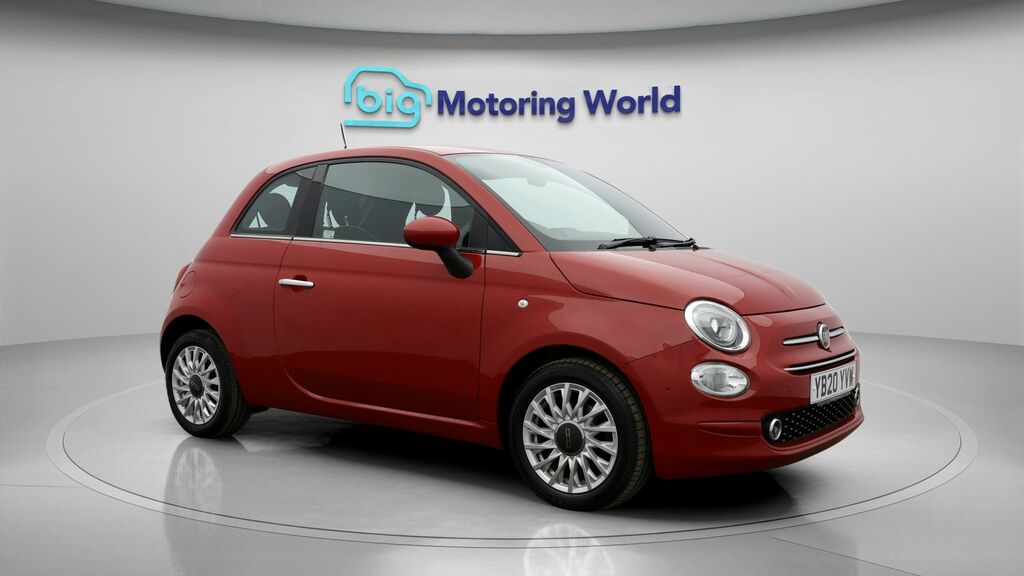 Fiat 500 Lounge Red