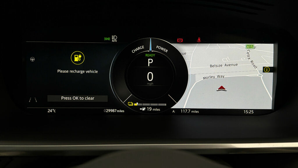 Jaguar I-Pace 294Kw Ev400 Se 90Kwh 11Kw Charger Black #25