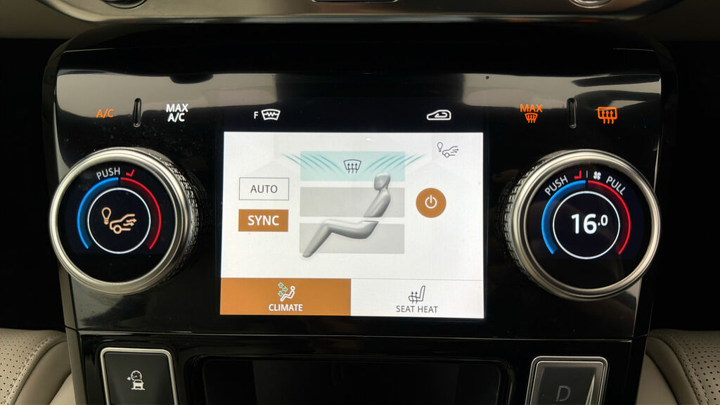 Jaguar I-Pace 294Kw Ev400 Se 90Kwh 11Kw Charger Black #11