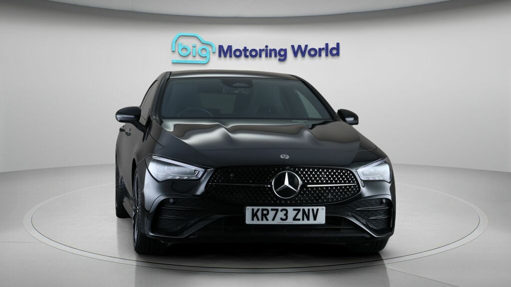 Mercedes-Benz CLA Class Amg Line Black #2