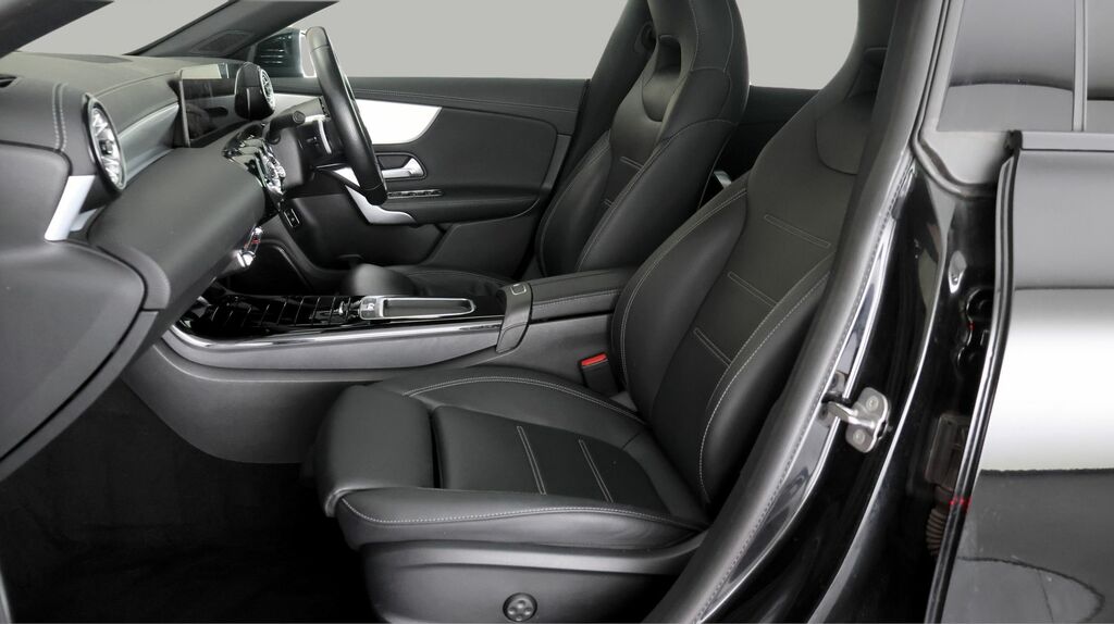 Mercedes-Benz CLA Class Cla 200 Amg Line Premium Night Ed Tip Black #13