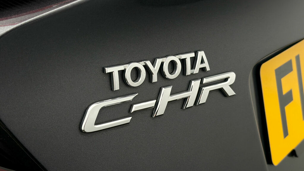 Toyota C-Hr Icon Red #20
