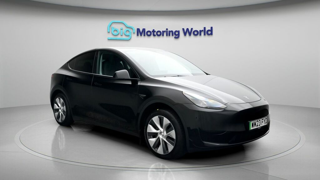 Tesla Model Y Y Model Y Rwd Black