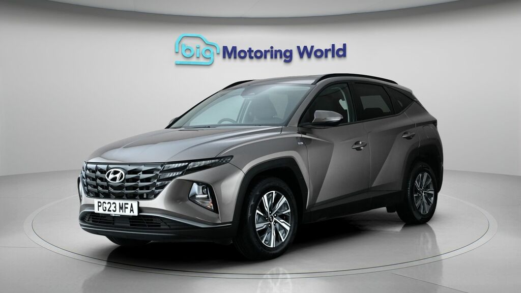Hyundai Tucson Se Connect Brown #3