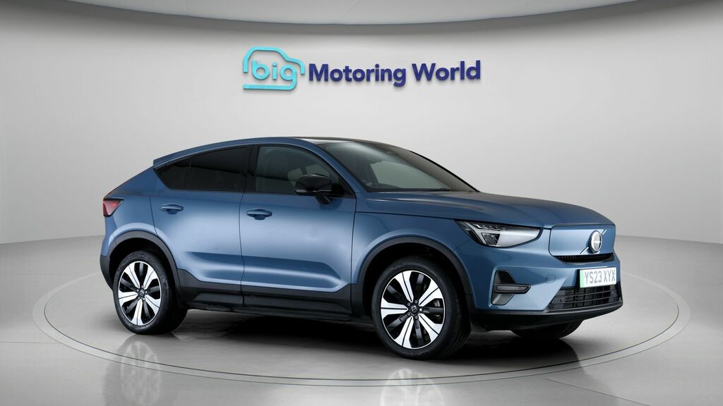 Volvo C40 Core Blue