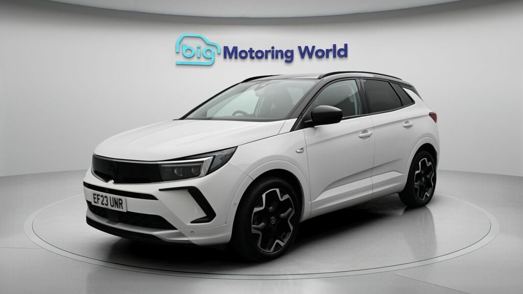 Vauxhall Grandland Ultimate White #3