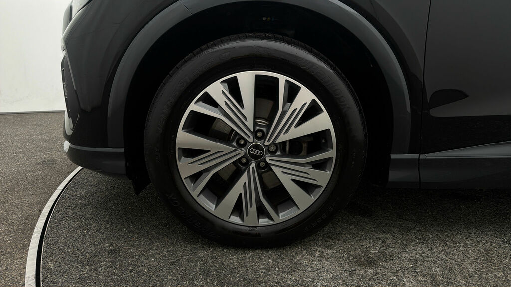 Audi Q4 E Tron 40 Sport Suv 82Kwh 204 Ps Black #17