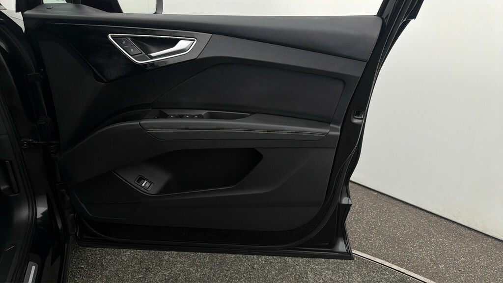 Audi Q4 E Tron 40 Sport Suv 82Kwh 204 Ps Black #14