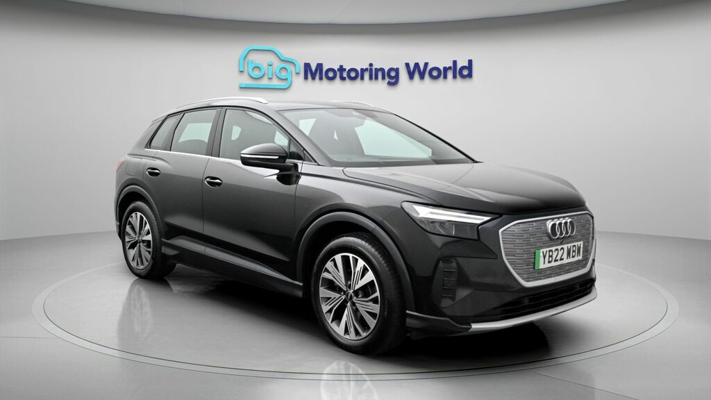 Audi Q4 E Tron Sport Black