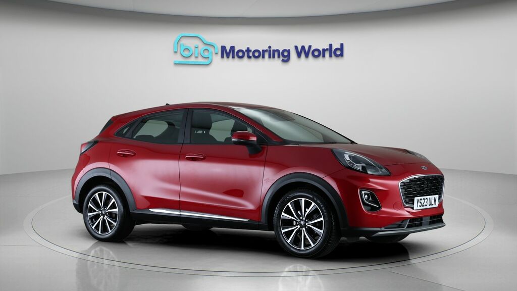 Ford Puma Titanium Red