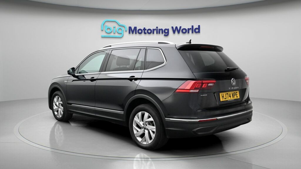 Volkswagen Tiguan Allspace Life Black #5