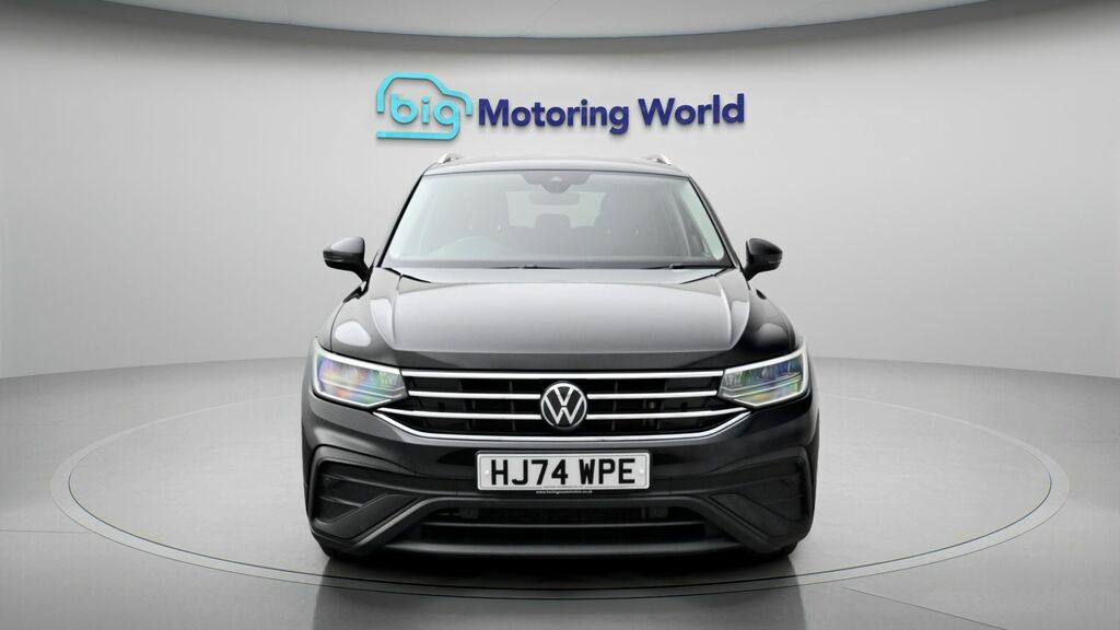 Volkswagen Tiguan Allspace Life Black #2