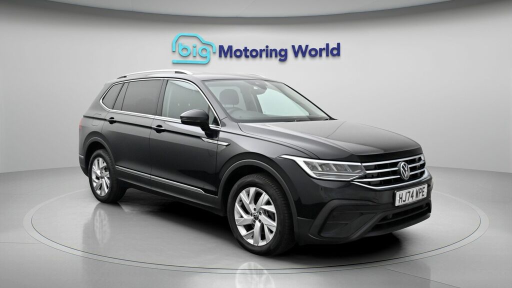 Volkswagen Tiguan Allspace Life Black