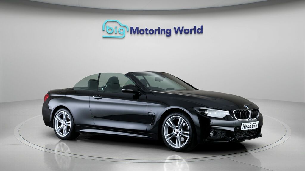 BMW 4 Series M Sport Black