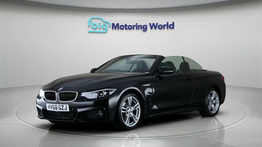 BMW 4 Series M Sport Black #3