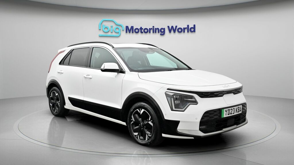 Kia Niro 4 White
