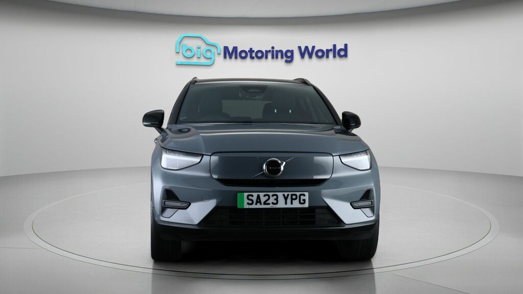 Volvo XC40 Core Grey #2