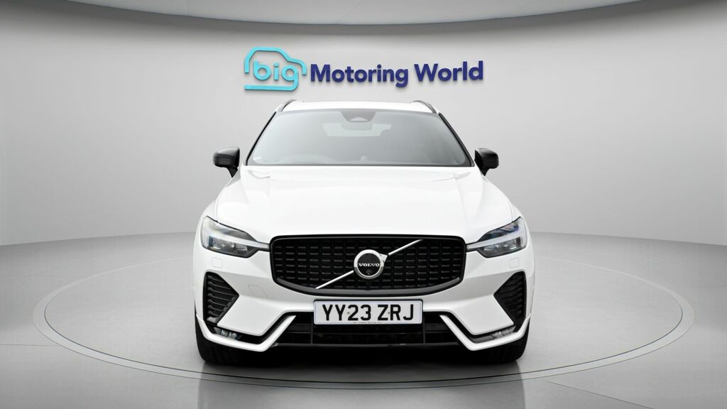 Volvo XC60 Ultimate White #2