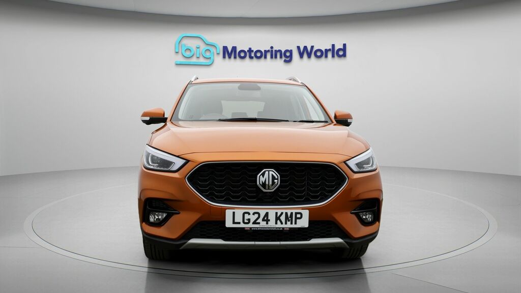 MG ZS Exclusive Orange #2