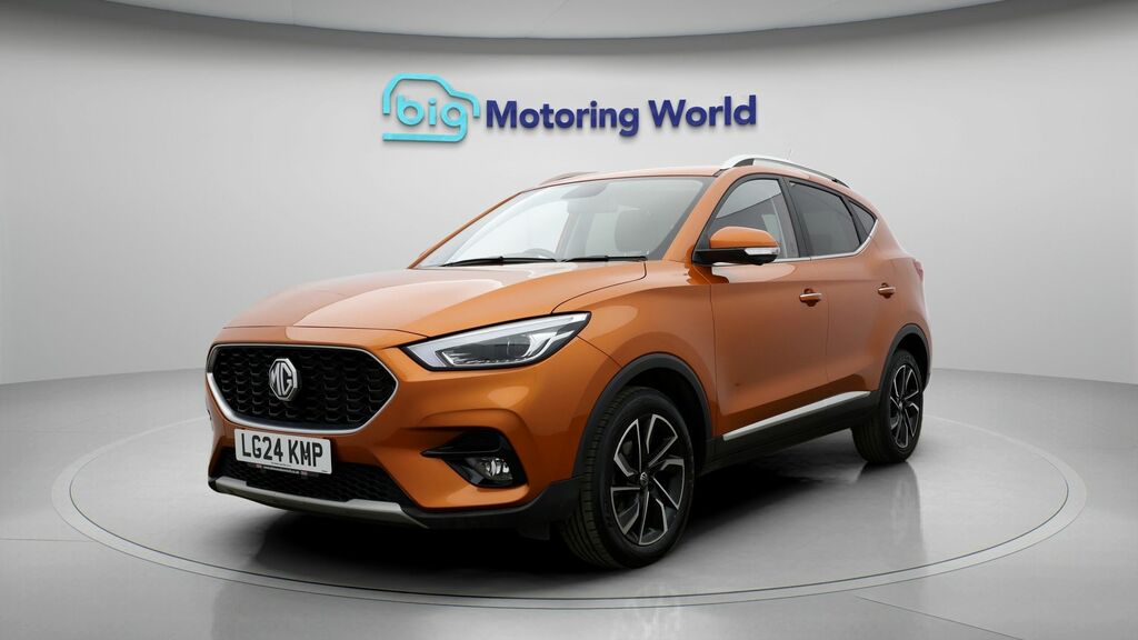 MG ZS Exclusive Orange #3