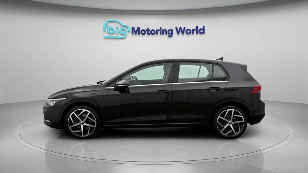 Volkswagen Golf Style Black #4