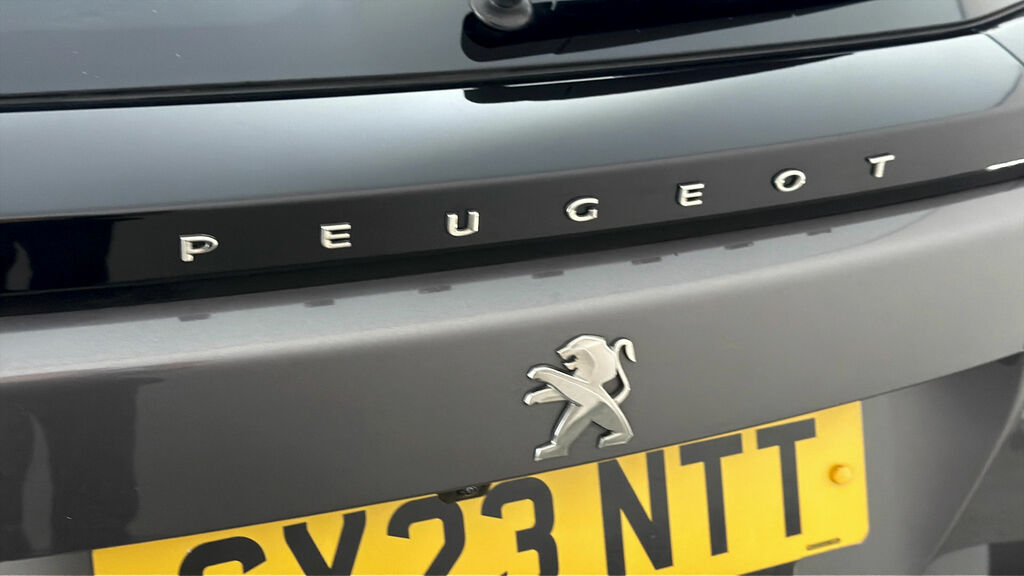 Peugeot 2008 1.2 Puretech Allure Premium Orange #19