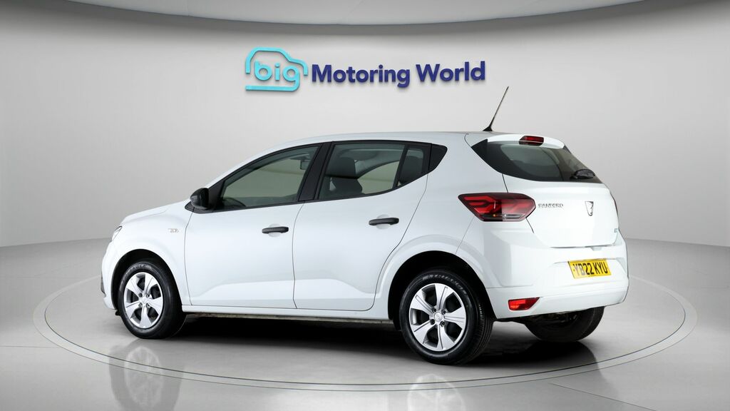 Dacia Sandero Essential White #5