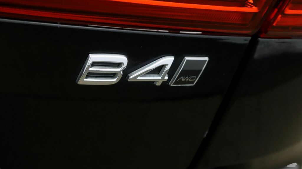 Volvo XC60 2.0 B4d R Design Awd Geartronic Grey #21