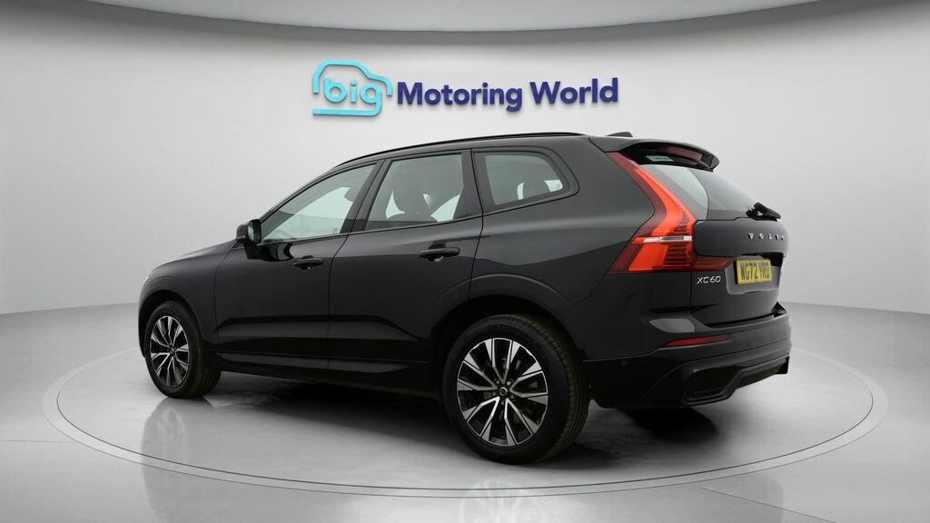 Volvo XC60 Plus Black #5