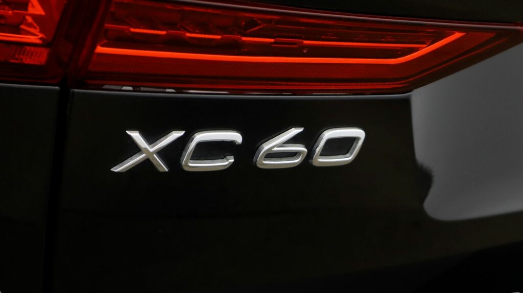 Volvo XC60 2.0 B4d R Design Awd Geartronic Grey #20