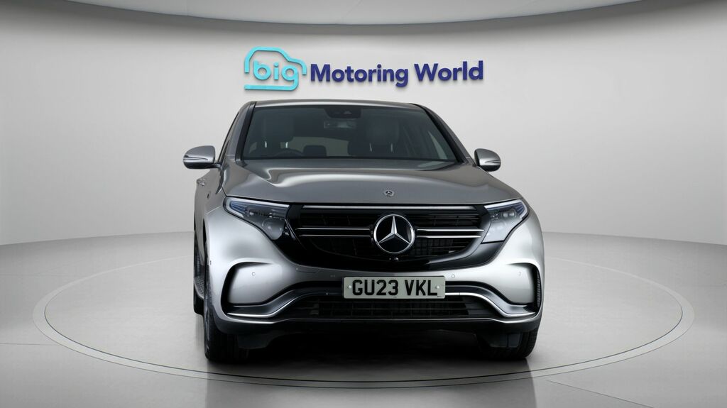 Mercedes-Benz EQC Amg Line Silver #2