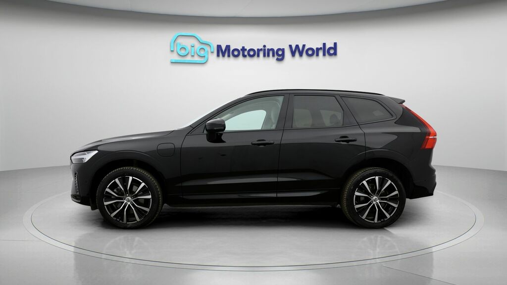 Volvo XC60 Ultimate Dark Black #4