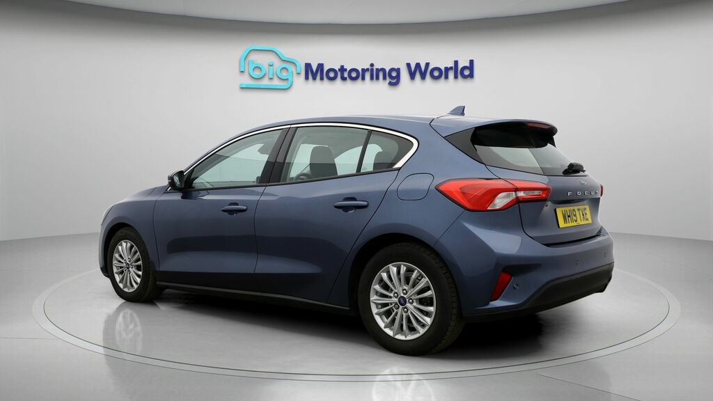 Ford Focus Titanium Blue #5
