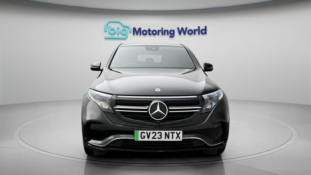 Mercedes-Benz EQC Amg Line Black #2
