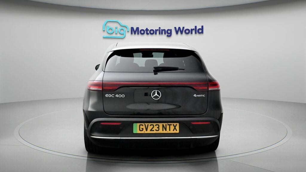 Mercedes-Benz EQC Amg Line Black #6