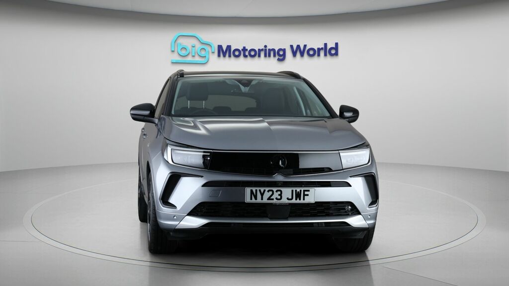 Vauxhall Grandland Ultimate Grey #2