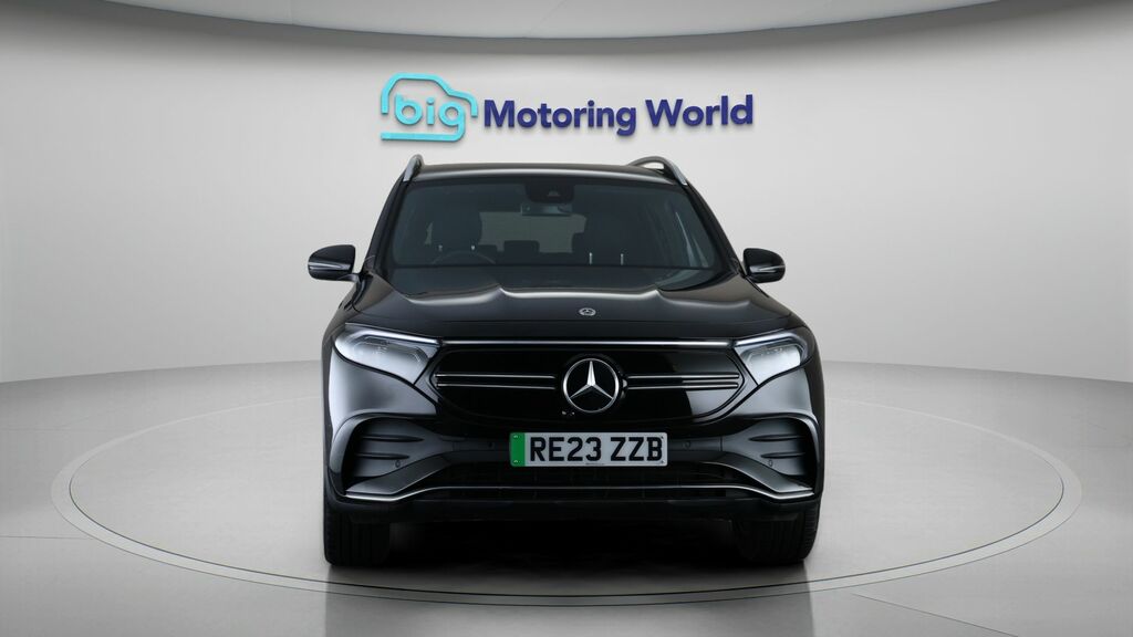Mercedes-Benz EQB Amg Line Black #2