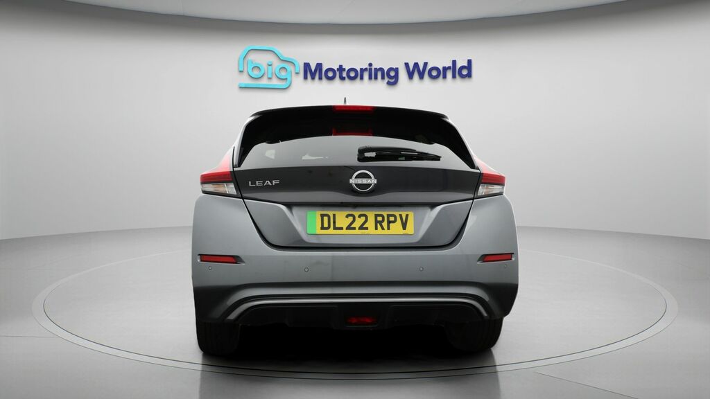 Nissan Leaf N-connecta Grey #6
