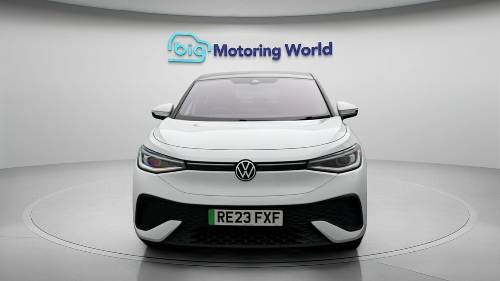 Volkswagen ID.5 Style White #2