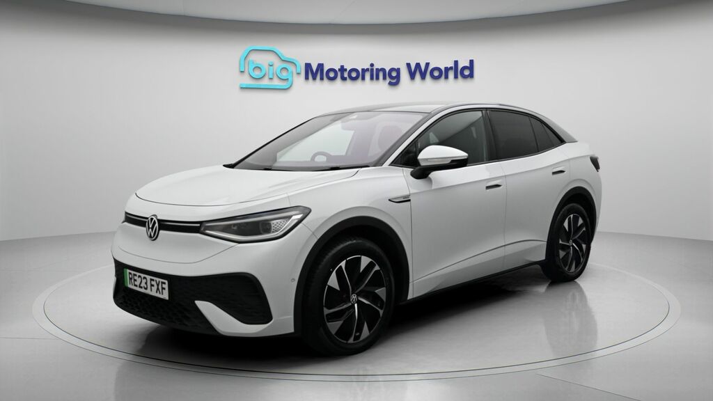 Volkswagen ID.5 Style White #3