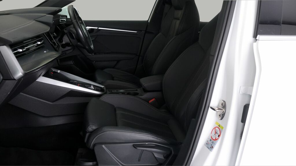 Audi A3 1.5 Tfsi 35 Edition 1 Sportback S Tronic White #13