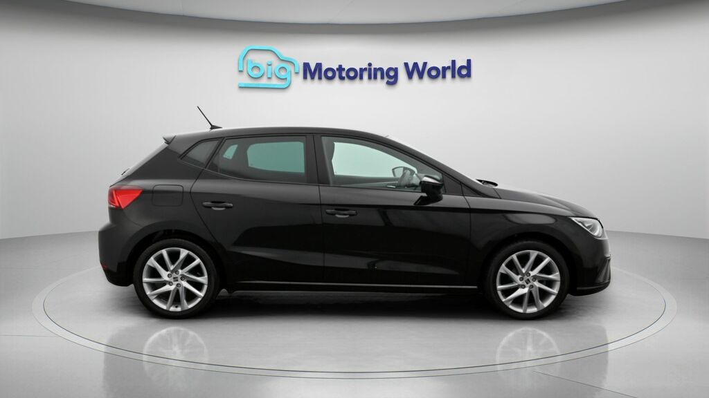 Seat Ibiza Ibiza Fr Tsi Black #8